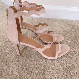 J Crew Strappy Heeled Scalloped Sandals  Size 7. Beige/ Tan Suede